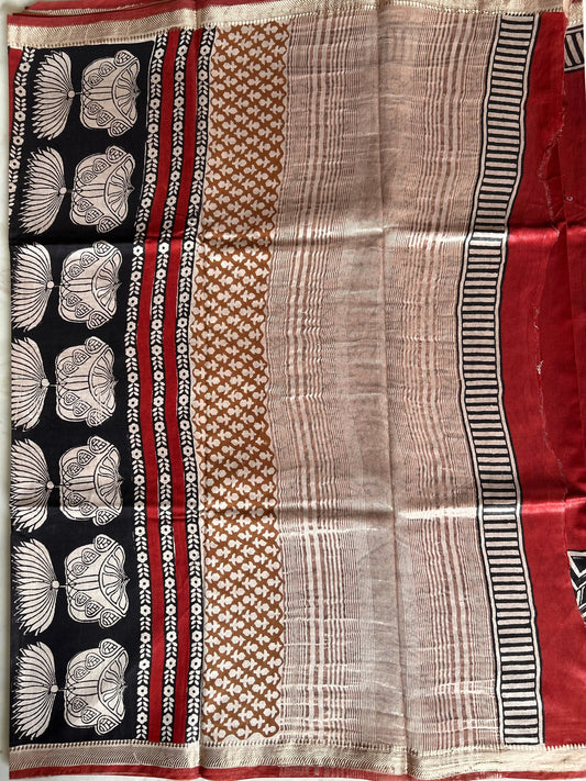 Red and Black combo color Bagru Printed Chanderi Blended Cotton Saree with Maheswari Border Mandira Silks