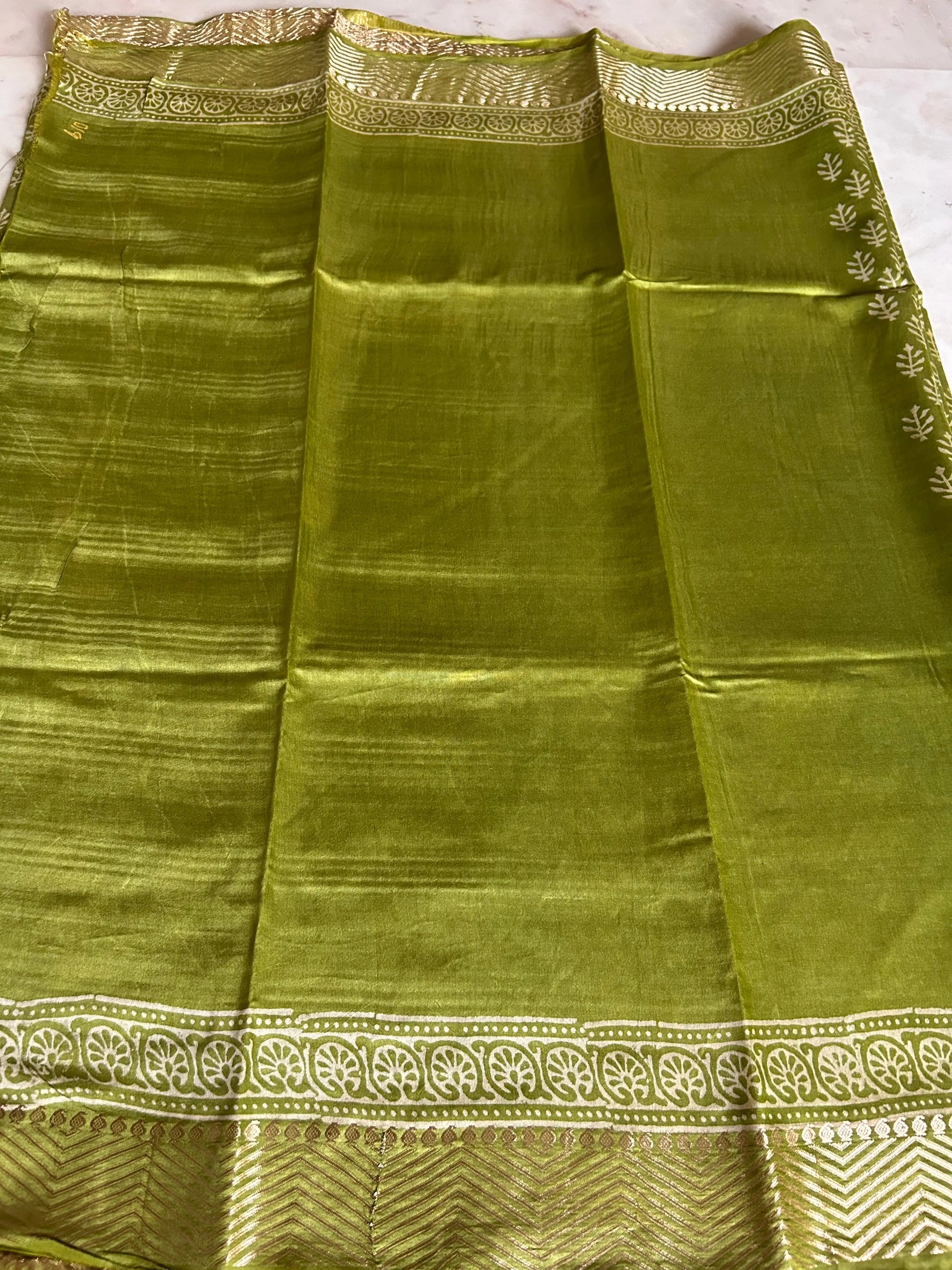 Green Color Art silk blended Chanderi Cotton Saree with Bagru print Mandira Silks
