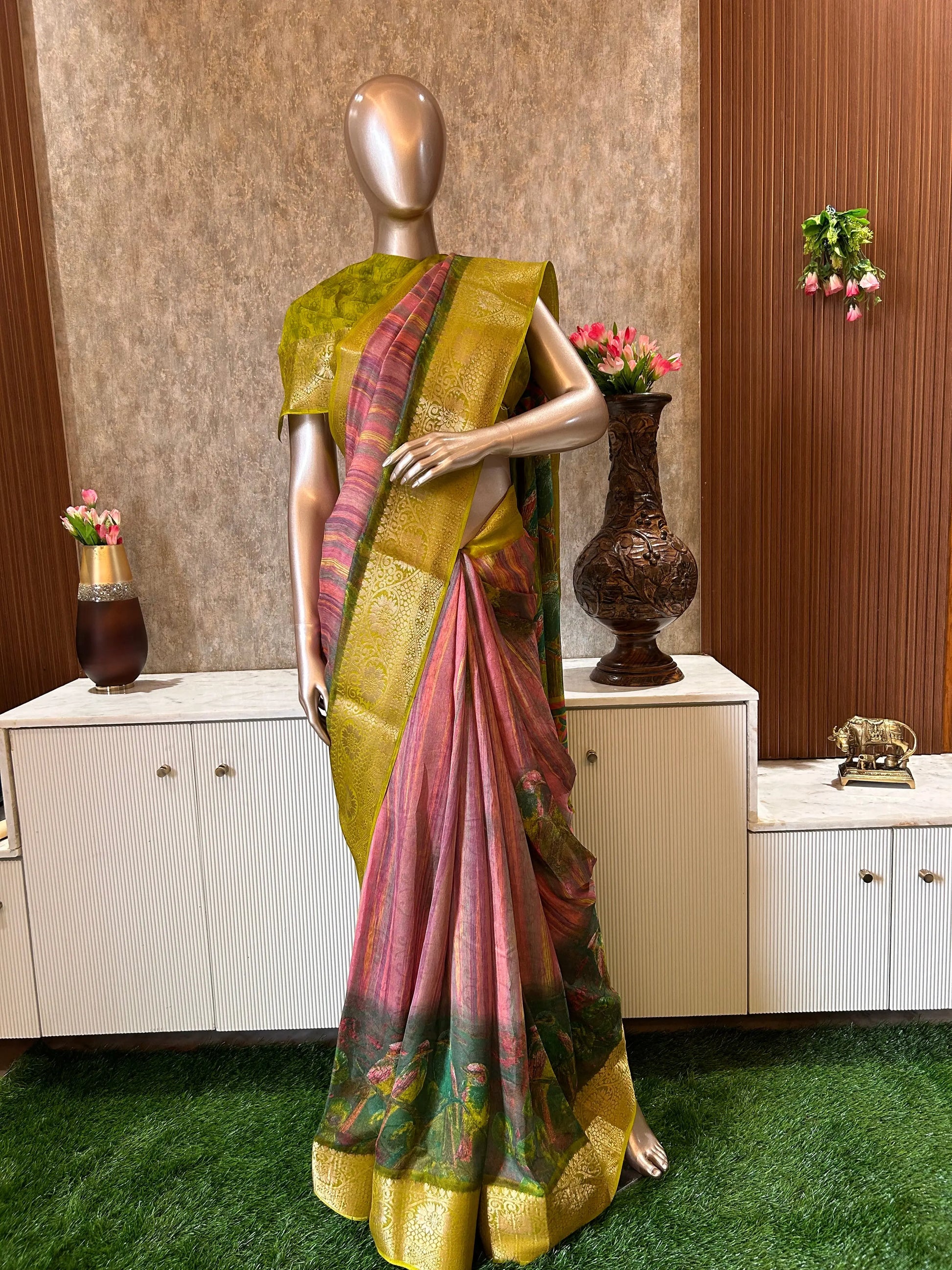 Peach color Saree green Border Georgette saree for Daily Wear