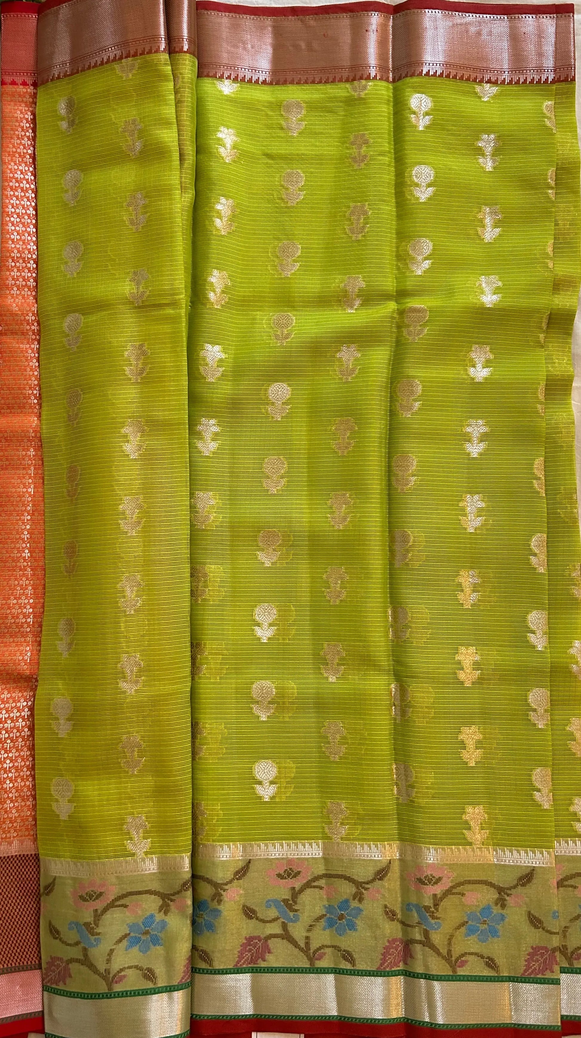 Saree Body